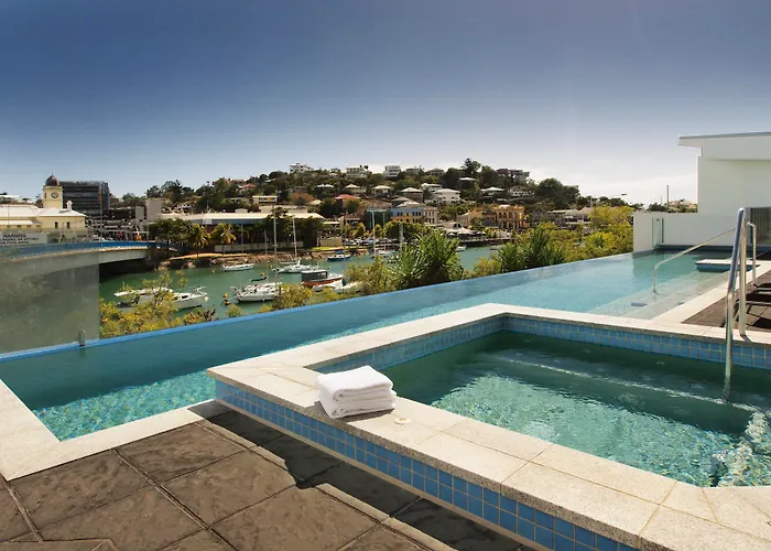 Oaks Townsville Gateway Suites