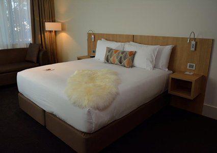 Clarion 4*