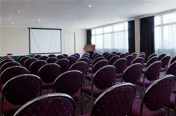 Grand Chancellor Hotel 4*