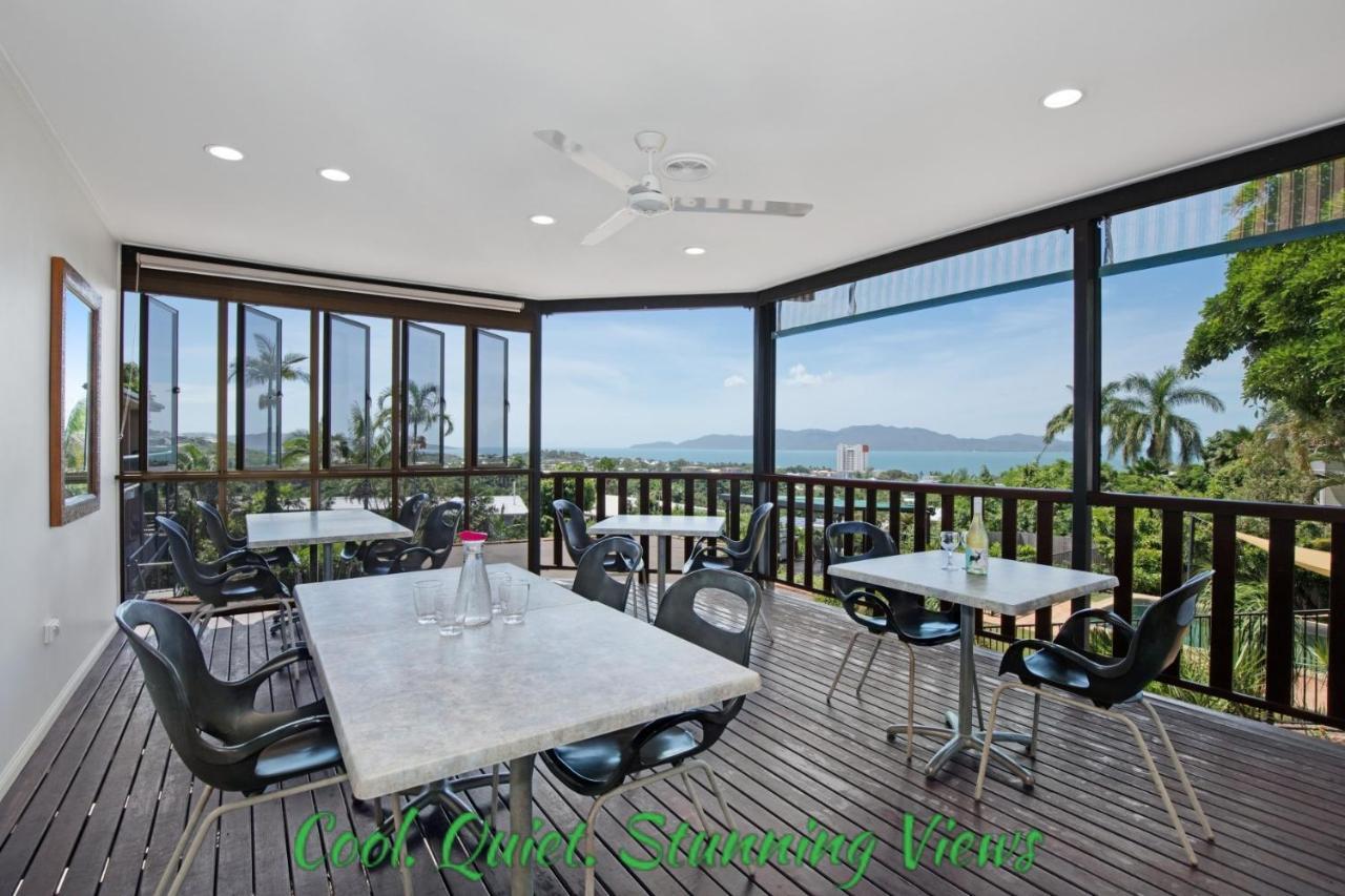 Island View 4*