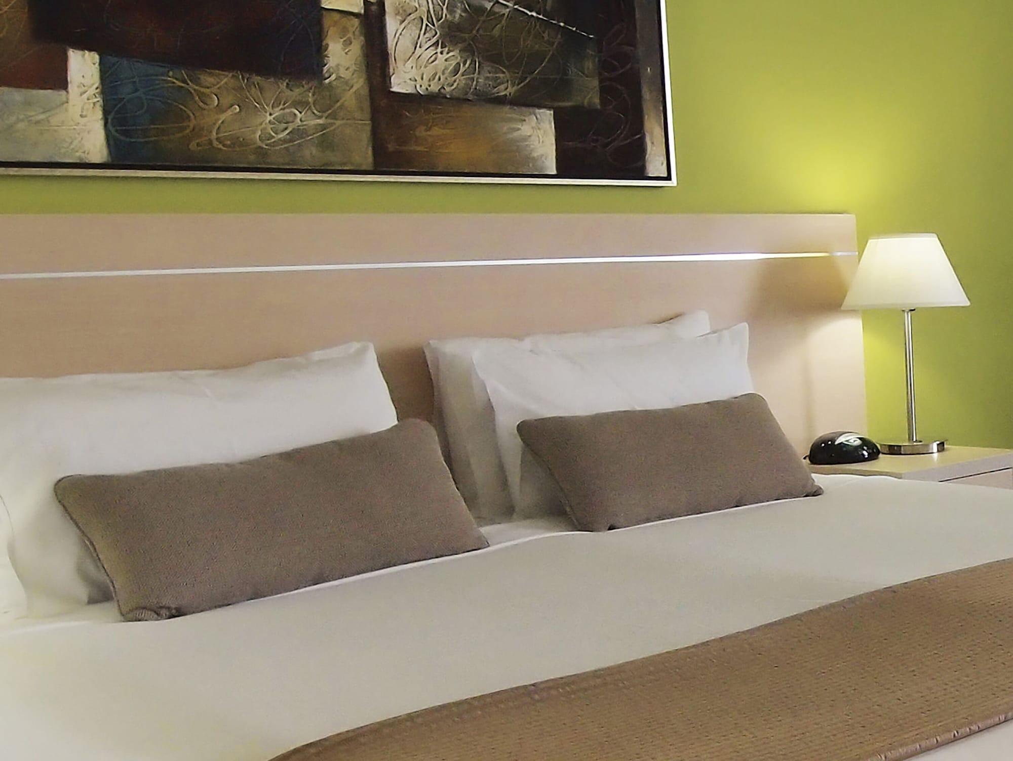 Aparthotel Oaks Gateway 4*