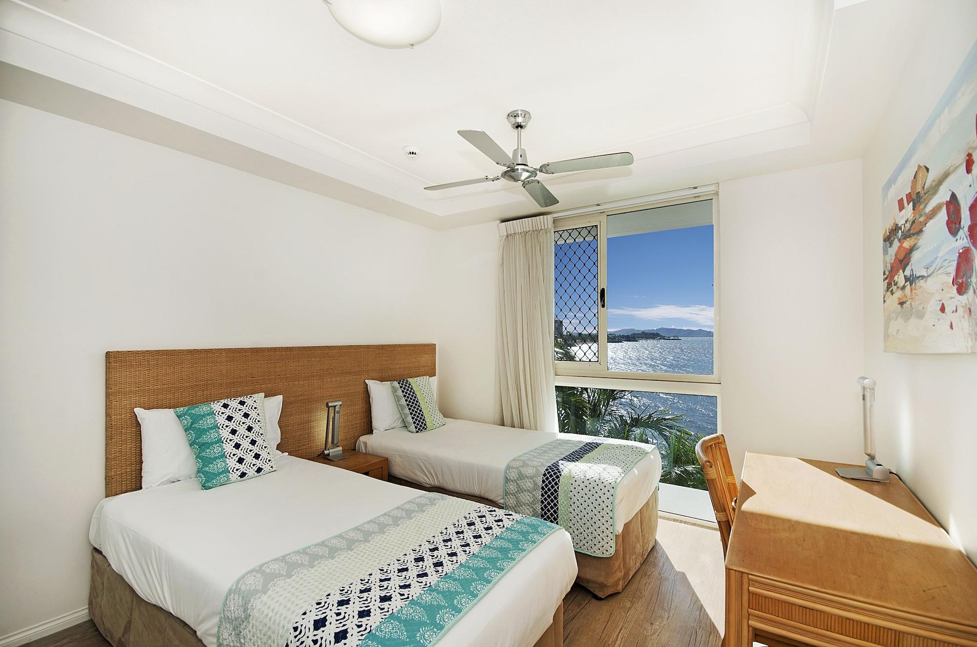 Mariners North Aparthotel 4*