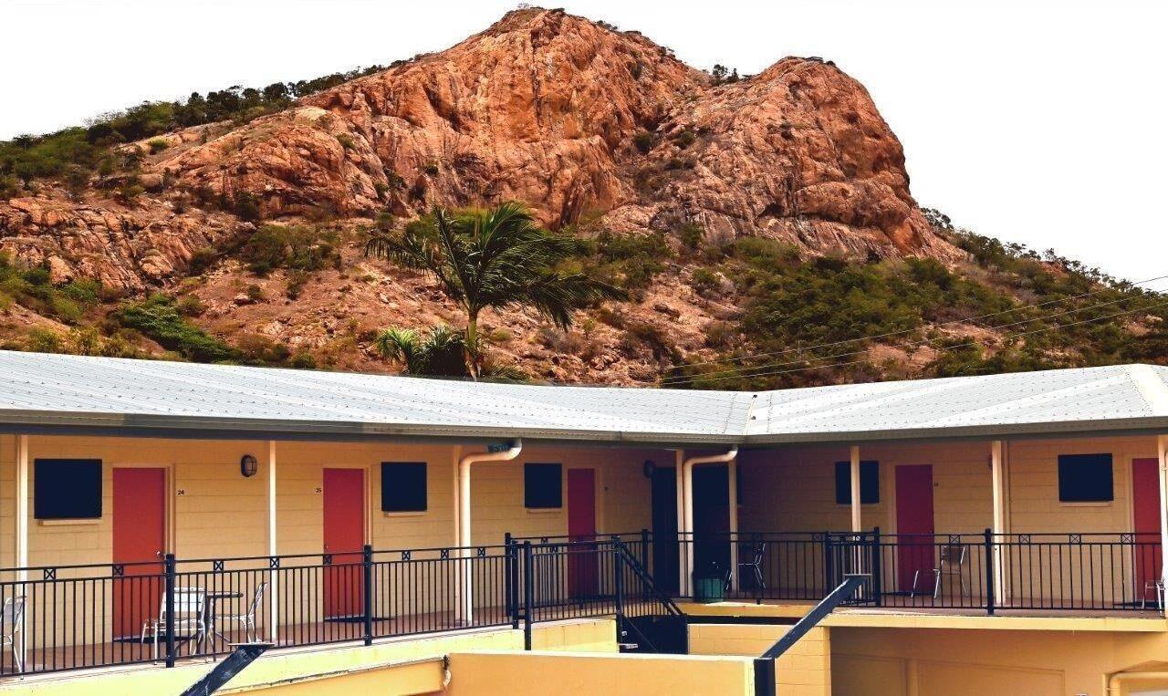 Motel Summit 3*
