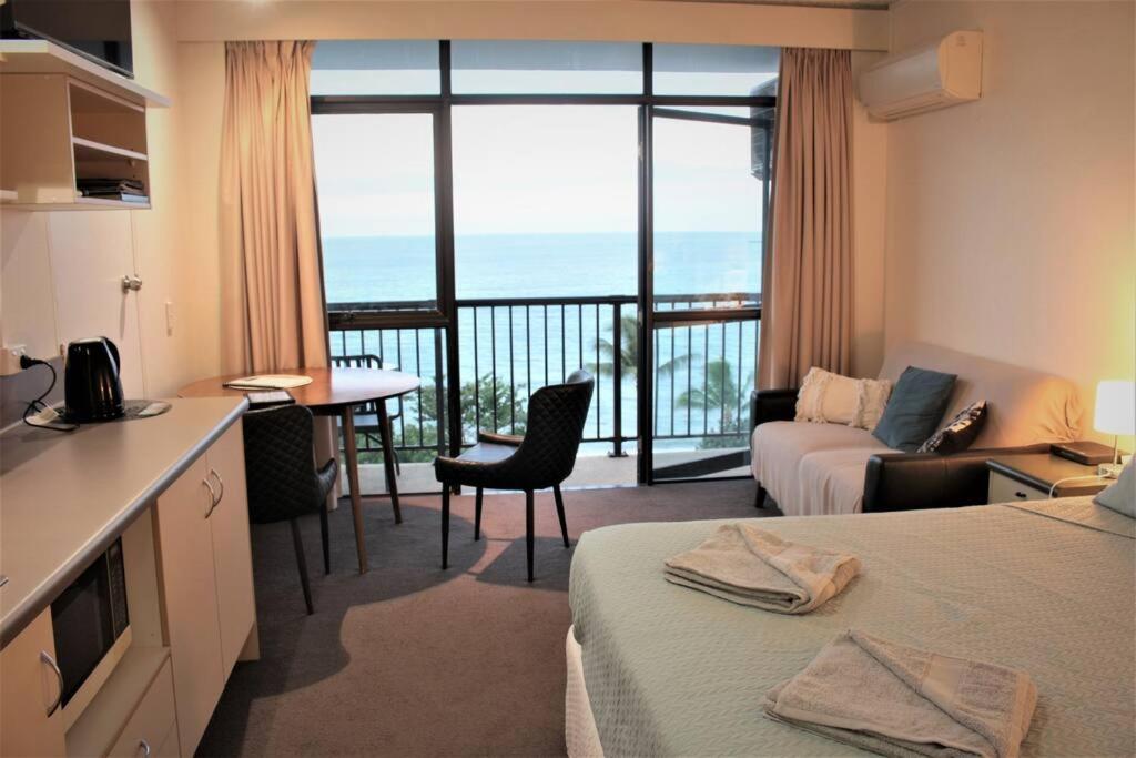 Beautiful Beachfront On The At Aquarius Apartment
