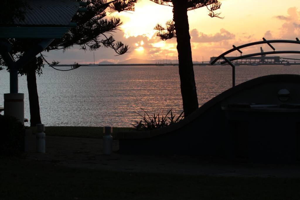 Beautiful Beachfront On The At Aquarius Apartment *