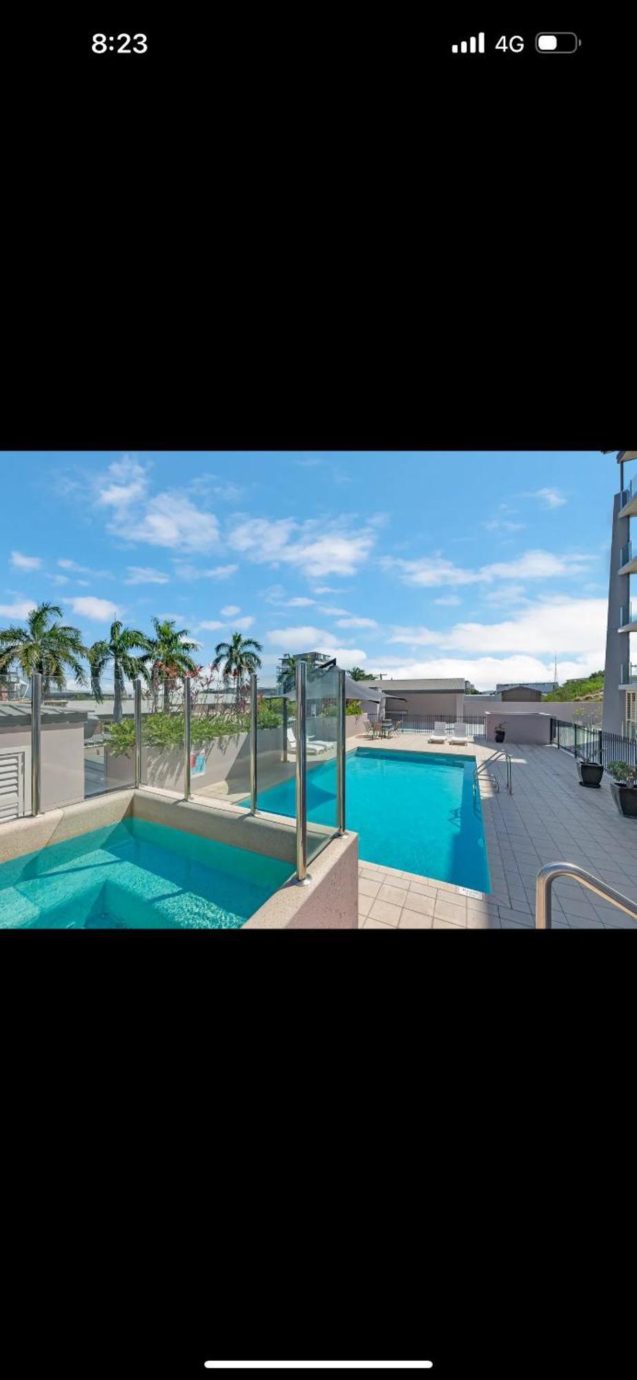 Apartment 5 Minute Walk To The Stadium!! Taylord Homes And