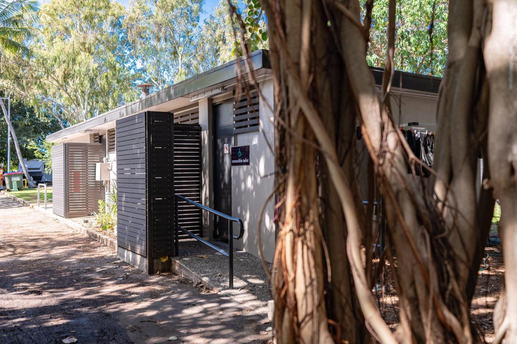Big4 Tasman Holiday Parks - Rowes Bay Holiday park Townsville