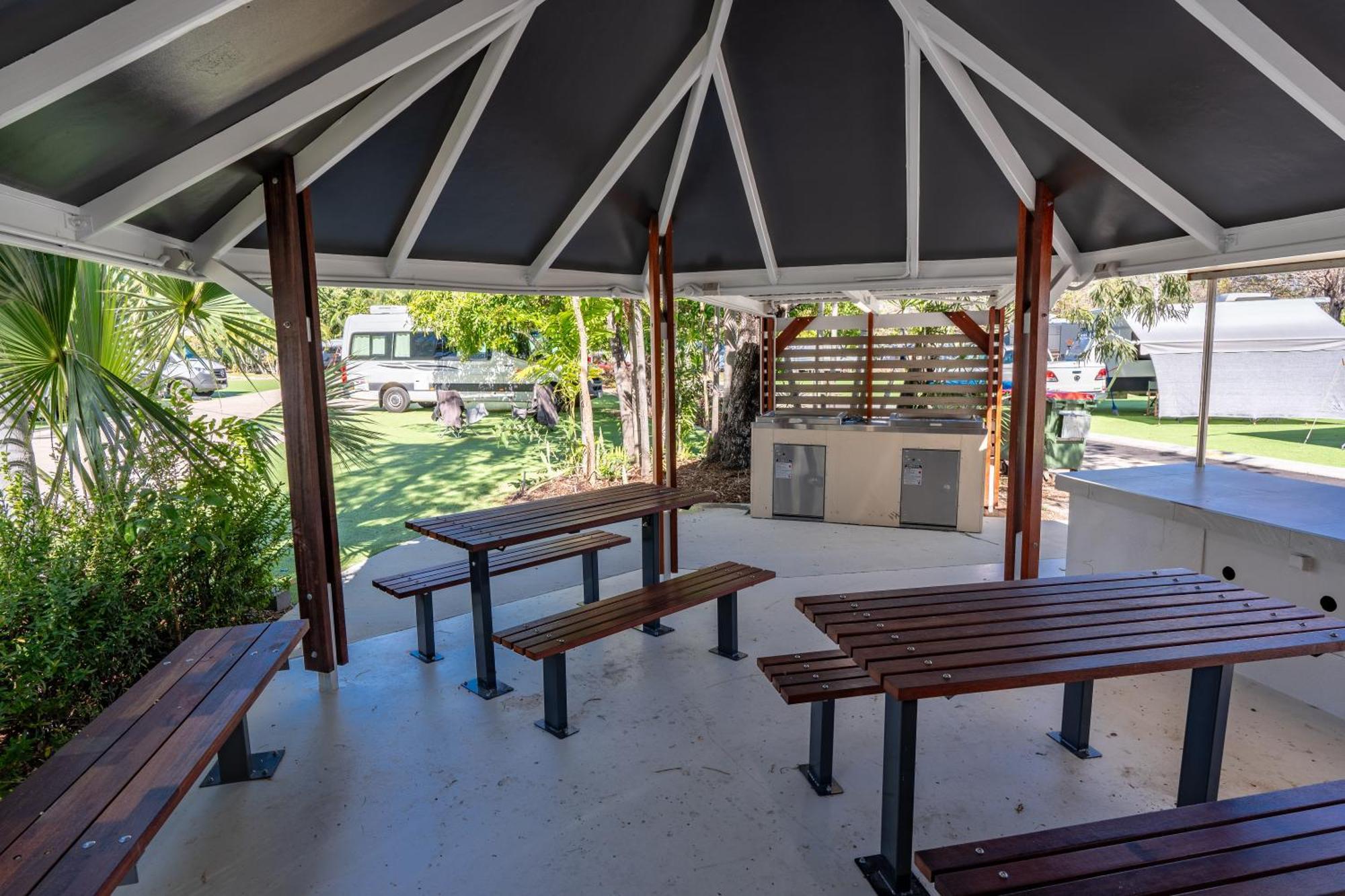 Big4 Tasman Holiday Parks - Rowes Bay Townsville