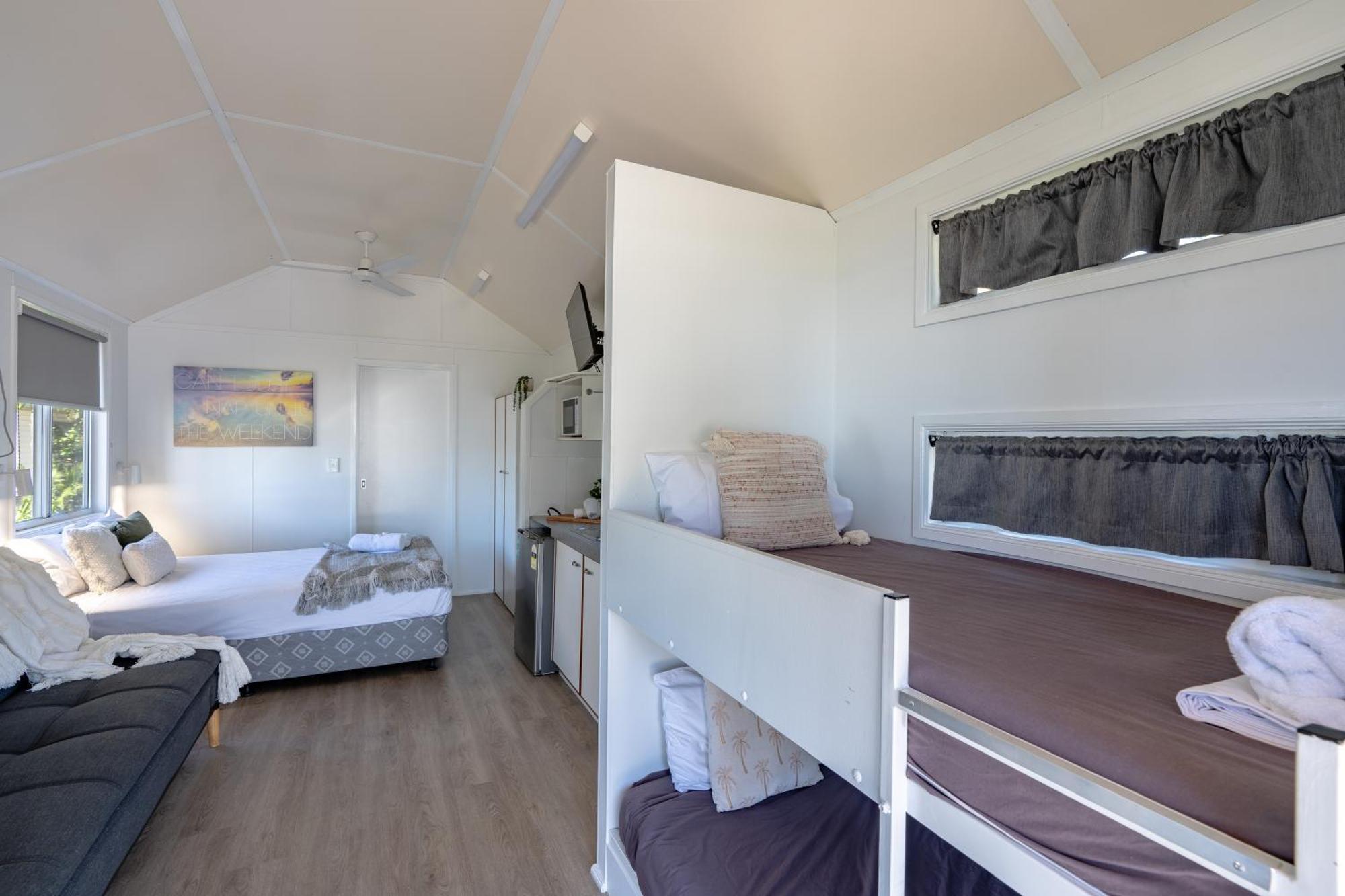 Big4 Tasman Holiday Parks - Rowes Bay Holiday park Townsville