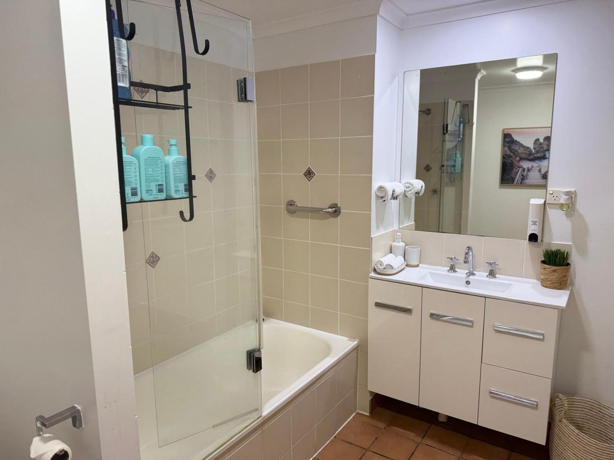 Prime Position For And Stadium Access Apartment *