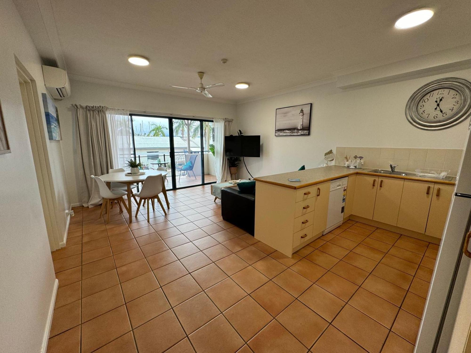 Apartment Prime Position For And Stadium Access