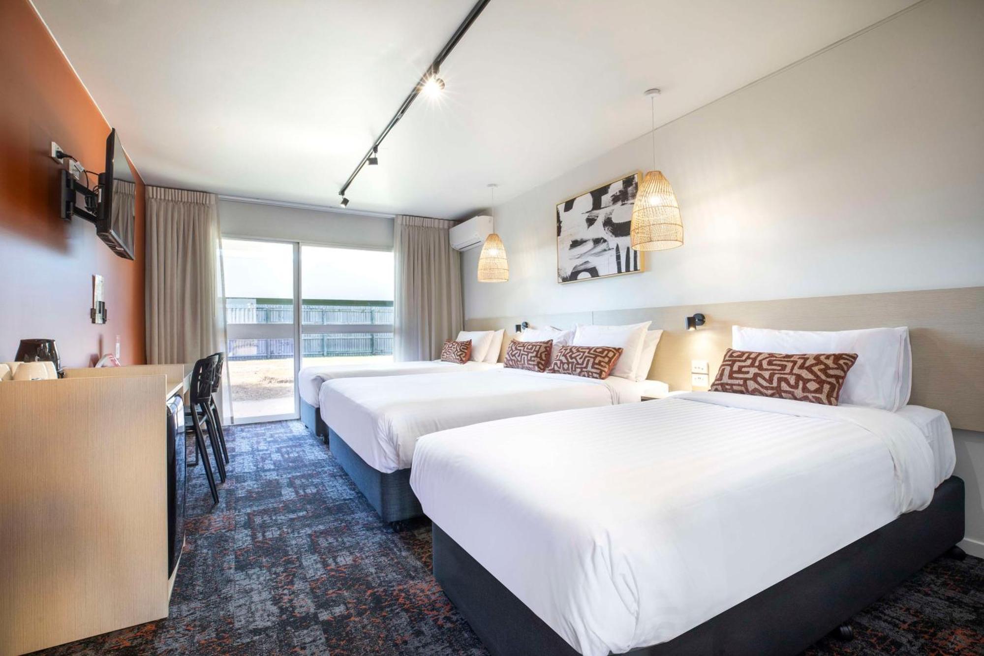 Hotel Nightcap At Dalrymple 3*