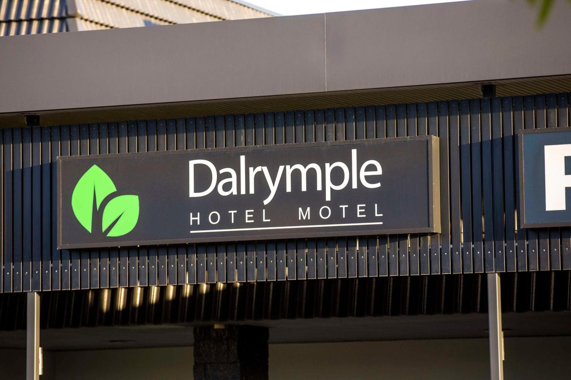 Nightcap At Dalrymple Hotel 3*