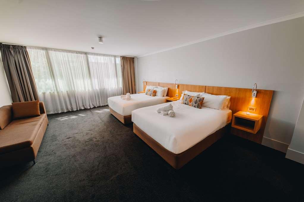 Clarion 4* Townsville