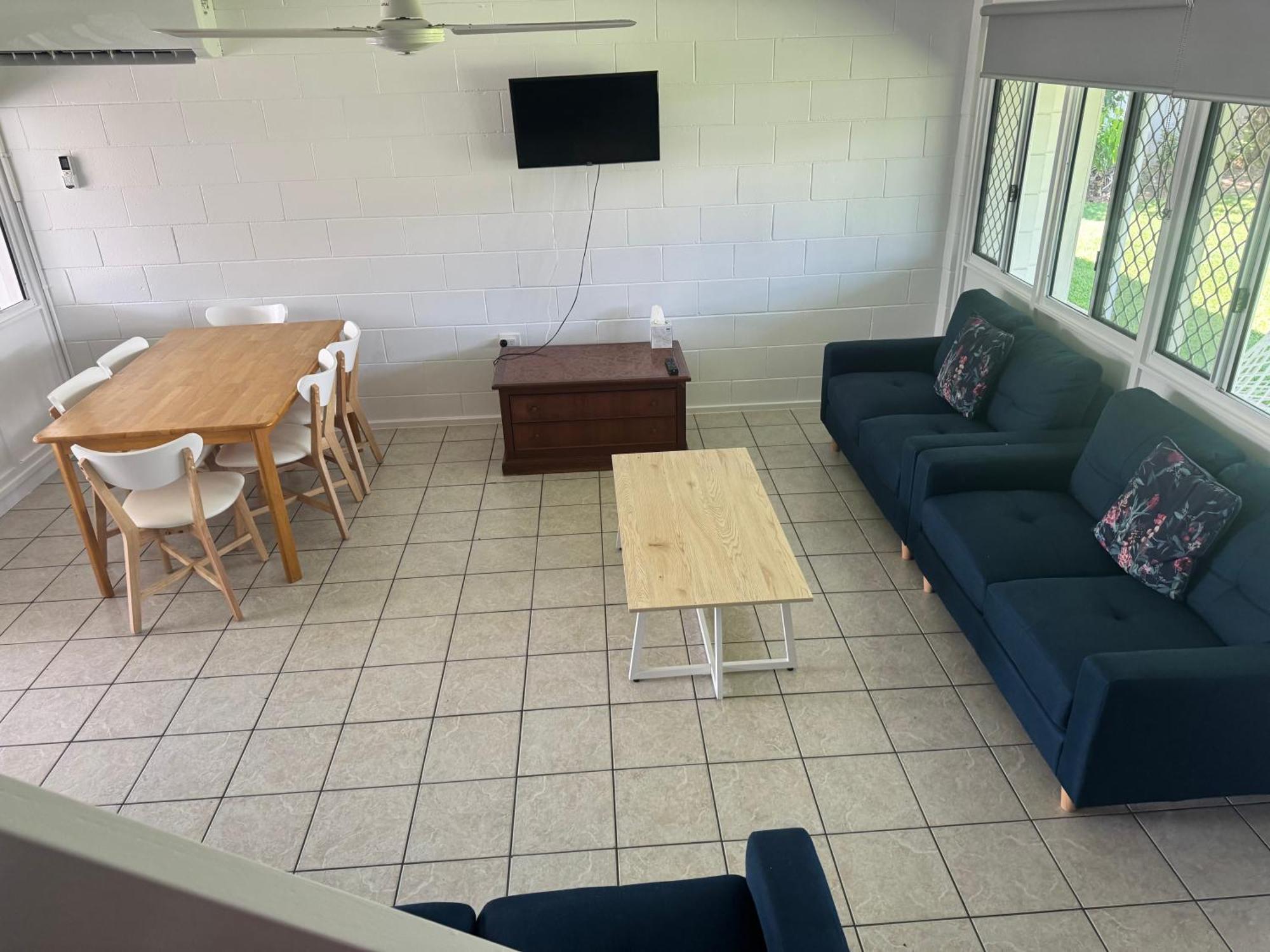 Qcwa K P Units Motel