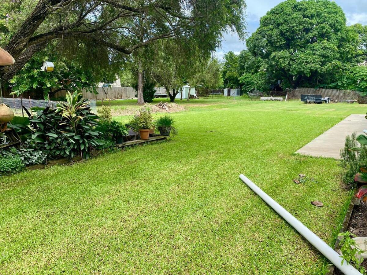 Tranquil Retreat Meets Convenience In Railway Estate Holiday home