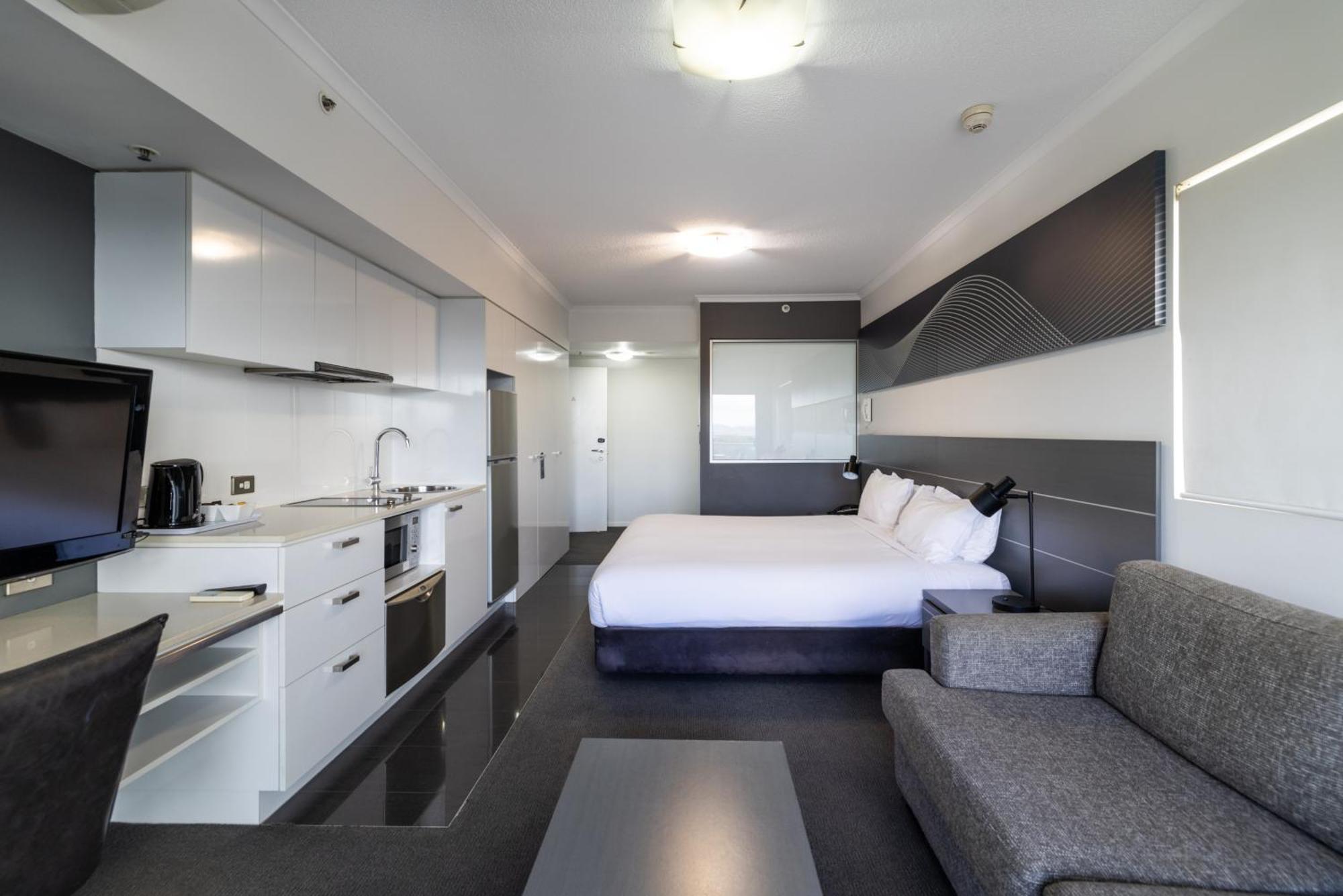 Oaks Metropole Townsville