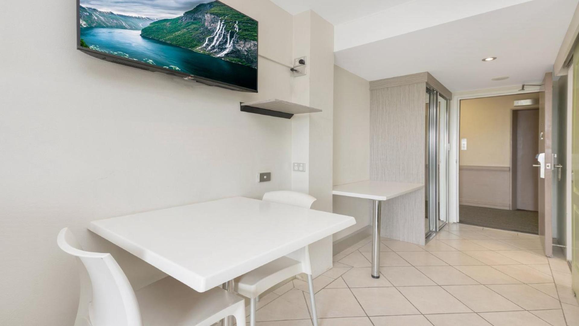 Holiday home 202 - Prime Location
