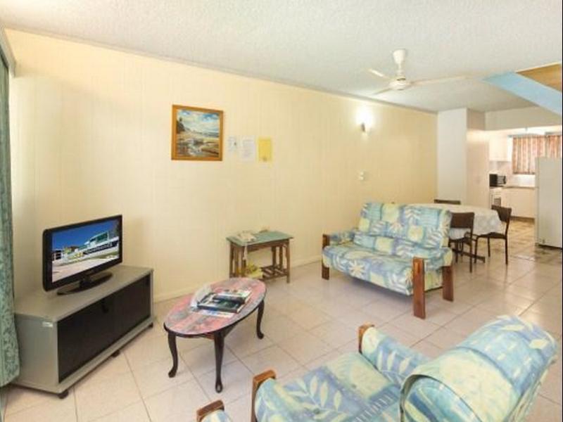 Seaside 3* Townsville