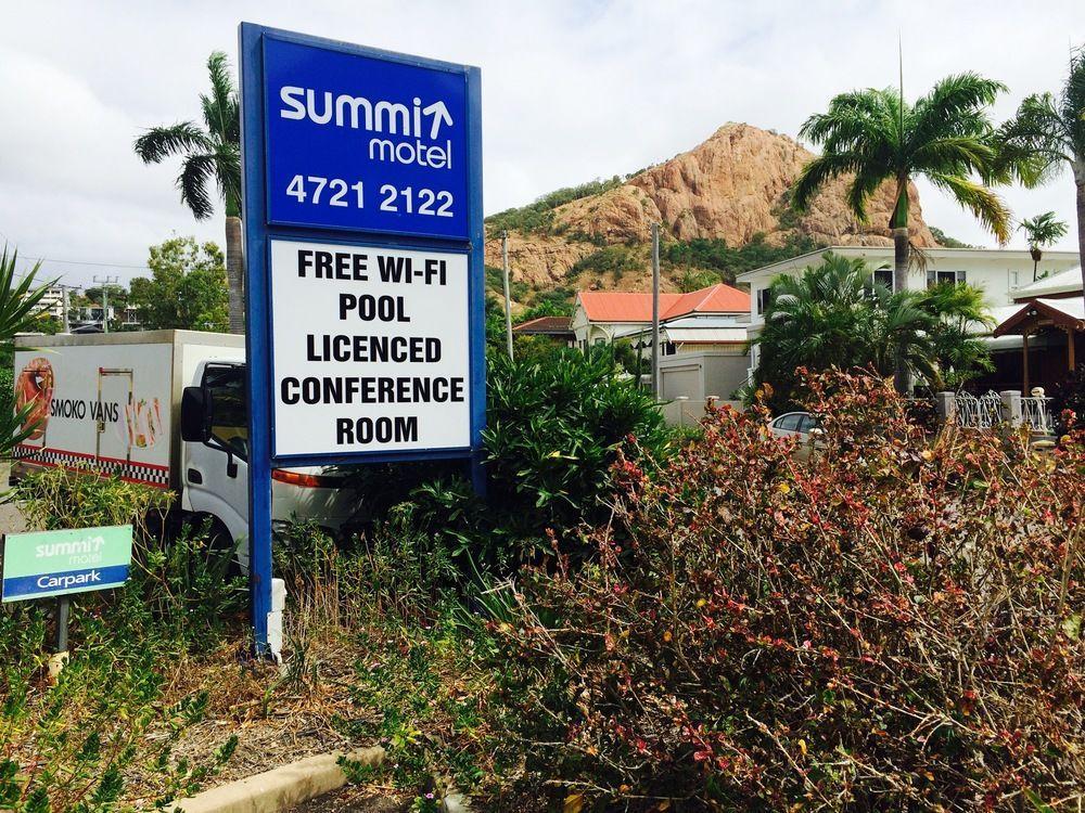 Summit Motel