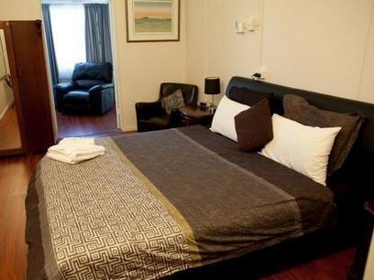 Strand Motel 3*