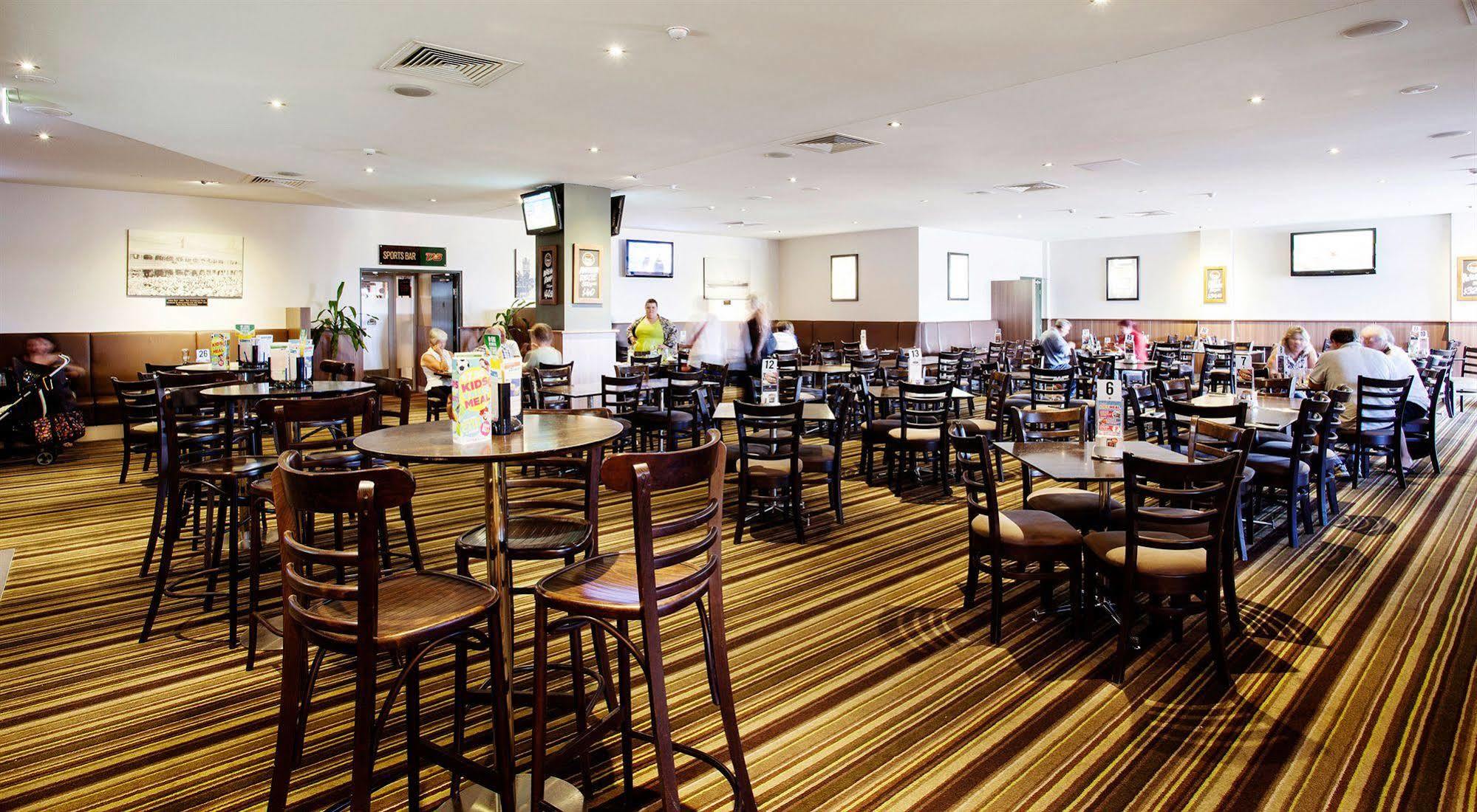 Hotel Nightcap At Dalrymple Townsville