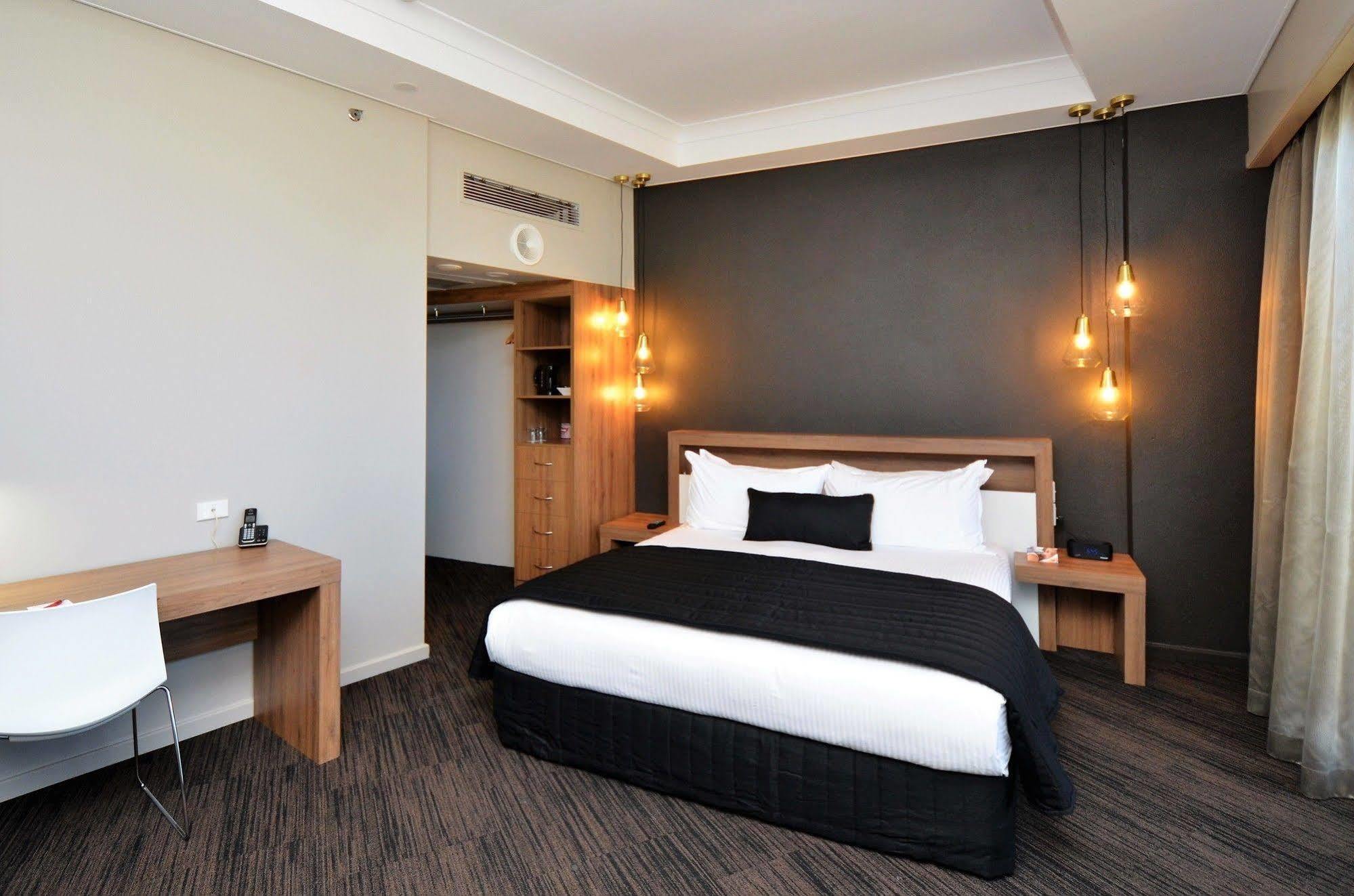 Grand Chancellor 4* Townsville