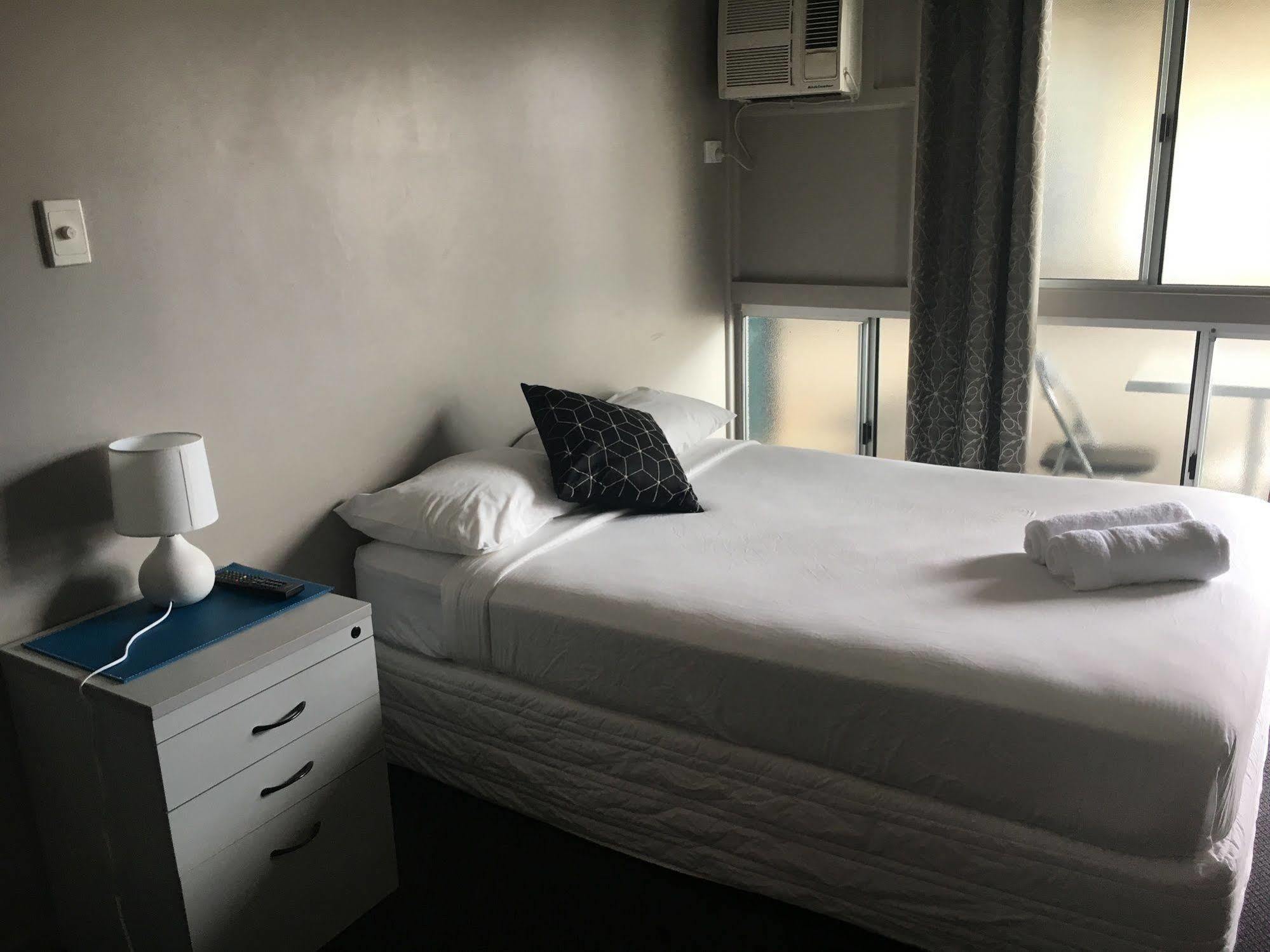 Oonoonba Hotel Townsville