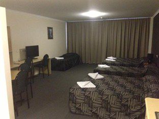 Clarion Motel