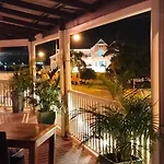 Newmarket Hotel