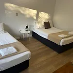 Studio Apartment Walk To The Strand Cbd Stadium