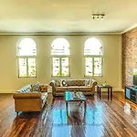 Townsville Central Apartment @ Flinders Street