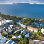 2Br Unit With Balcony At The Strand