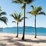 Stunning 2Br Beachfront Retreat