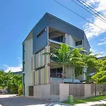 Stunning 2Br Beachfront Retreat