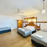 Yongala Lodge By The Strand