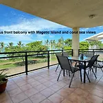Townsville Beachfron Apartments On The Strand - 2