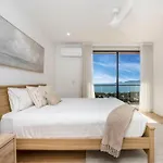 Incredible Views, Open Spaces, Holiday Villa Townsville