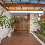 Incredible Views, Open Spaces, Holiday Villa Townsville