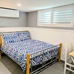 Superior Private Bedroom & Ensuite - City & Strand Beach Location