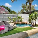 3 Palms Lagoon Pool Villa