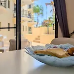 Coastal Comfort - 1 Bedroom Beachfront Apartment