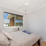 3 Bedroom Home Near The Airport