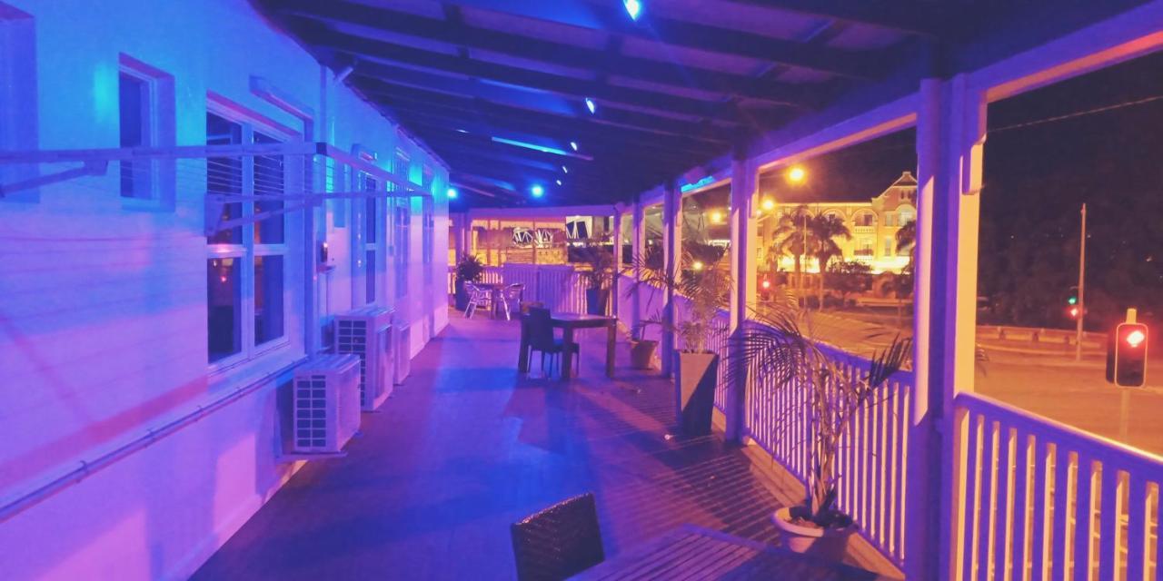 Newmarket * Townsville