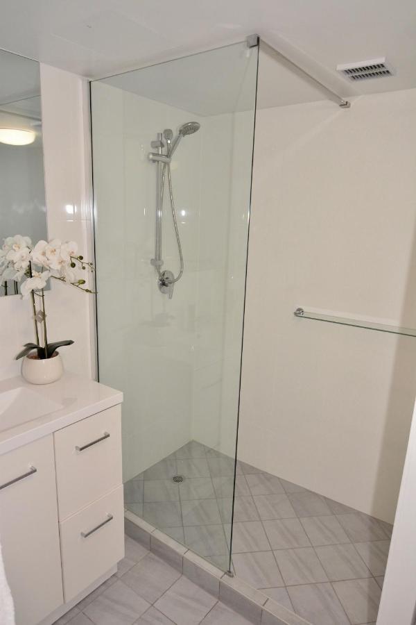 City Stadium One Bedroom Luxe Apartment *