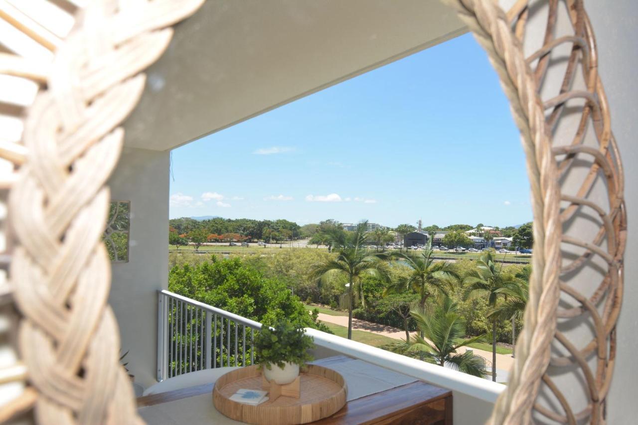 City Stadium One Bedroom Luxe Townsville