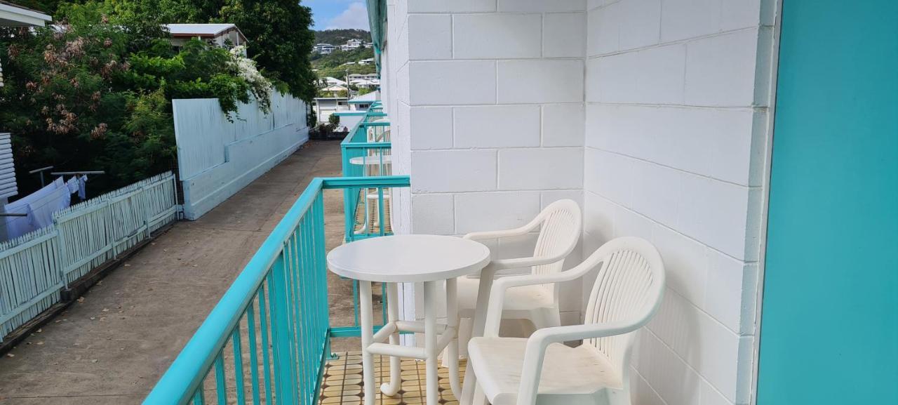 Emthree Seaside Apartment Townsville