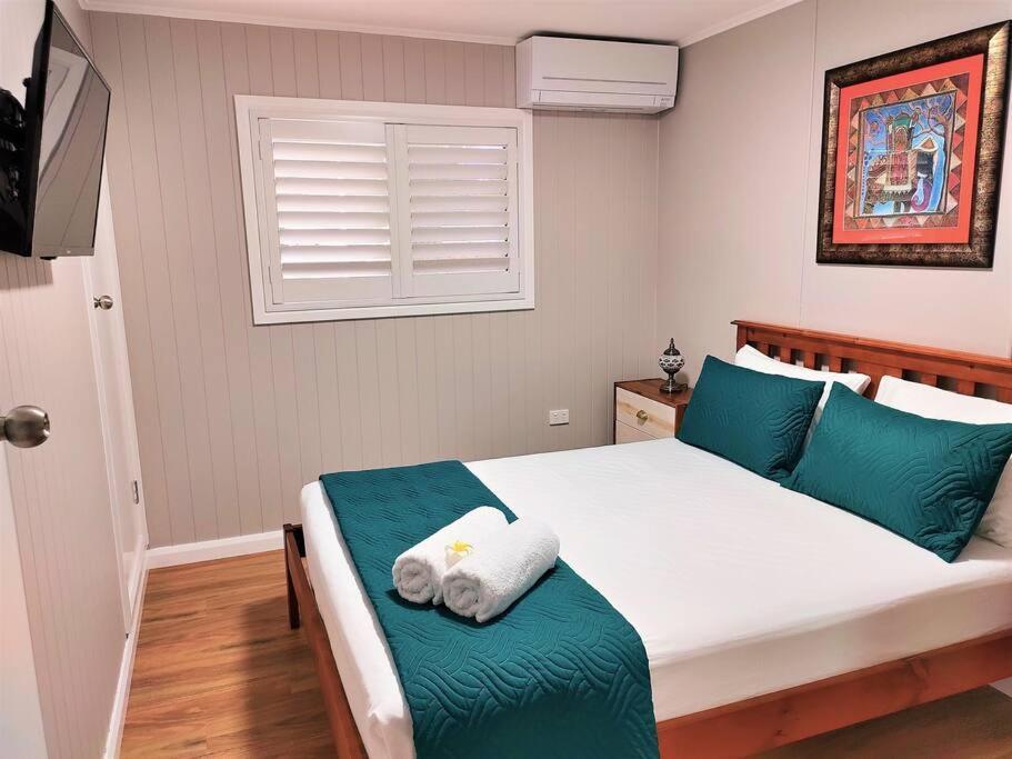 Cute - 2 Bedrooms - & Location Apartment Townsville
