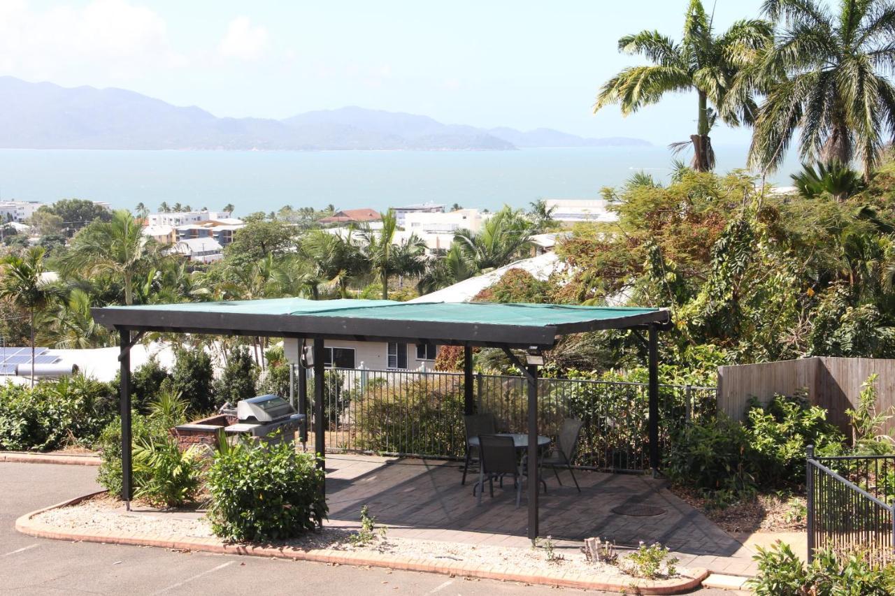 Island View Motel
