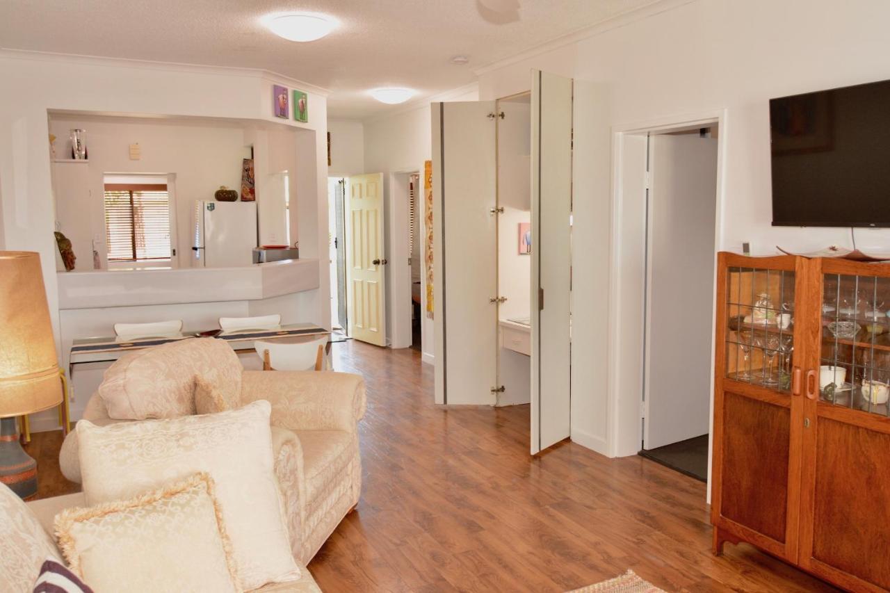 Apartment Executive In North Ward And On Magnetic Island *